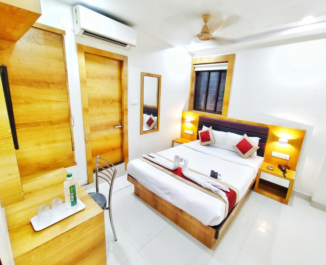 مومباي Gateway Suites المظهر الخارجي الصورة