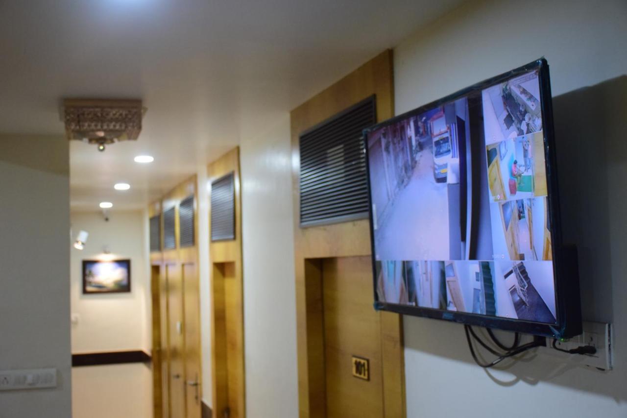 مومباي Gateway Suites المظهر الخارجي الصورة