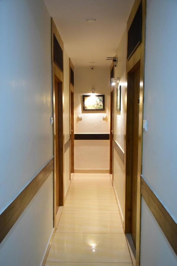 مومباي Gateway Suites المظهر الخارجي الصورة